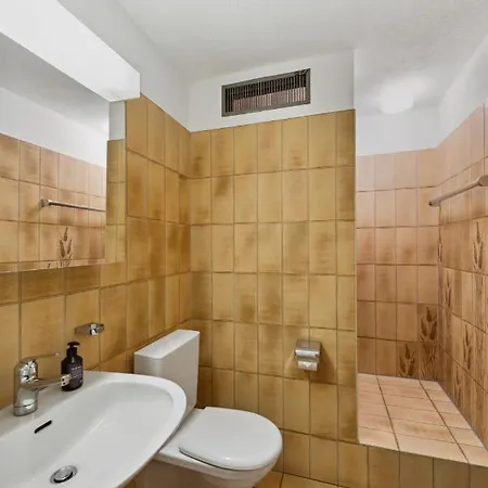 Cozy Close To The Center Of Forch Apartment *