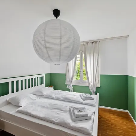 Cozy Close To The Center Of Forch Apartment *