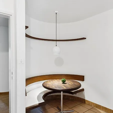 Apartment Cozy Close To The Center Of Forch *