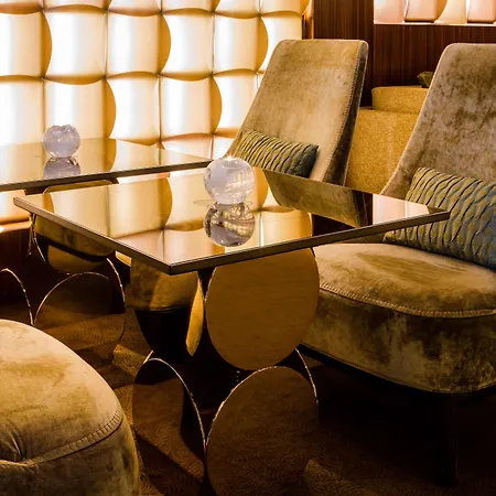 Park Hyatt – Center Luxury Hotel