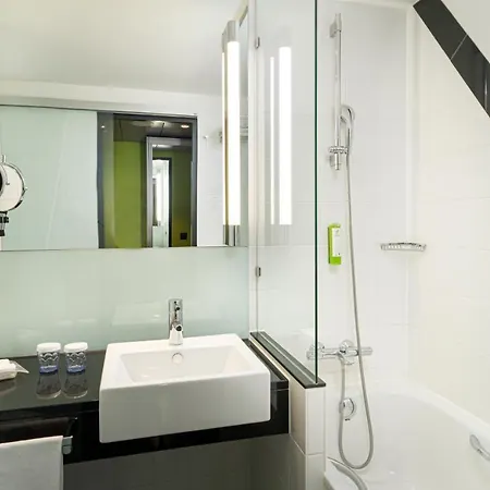 Hotel Messe By Ihg 4*