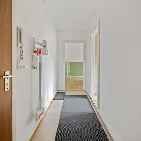 For Explorers 224 Apartment *