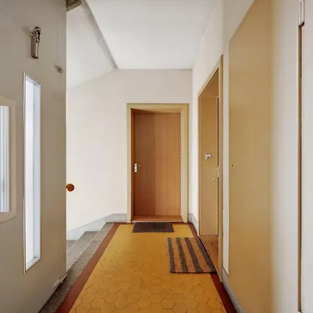 Apartment For Explorers 224 *