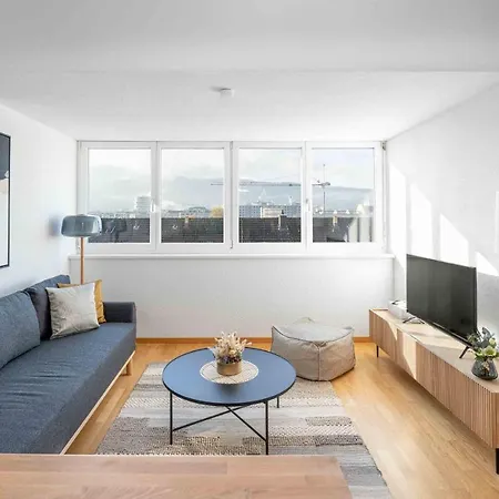 Modern 3bdr Duplex With Skyroof In Trendy West * Zurich