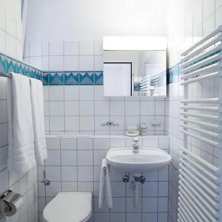 Visionapartments Cramerstrasse 8-12 - Self Check-in * Zürich