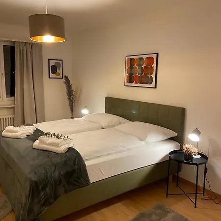 Apartment Comfort 1 And 2bdr Close To Airport *