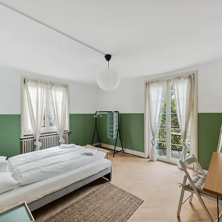Centrally Located House With Garden * Zurich