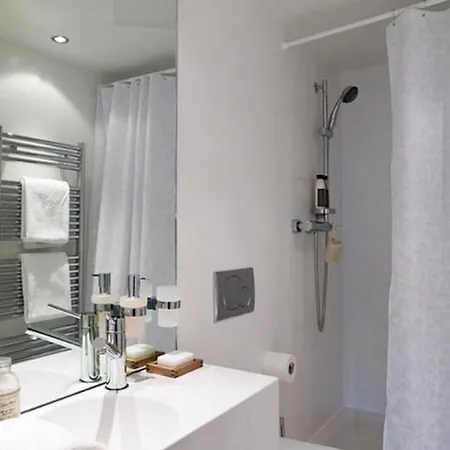 Visionapartments Binzmuehlestrasse 48 - Self Check-in Apartment *