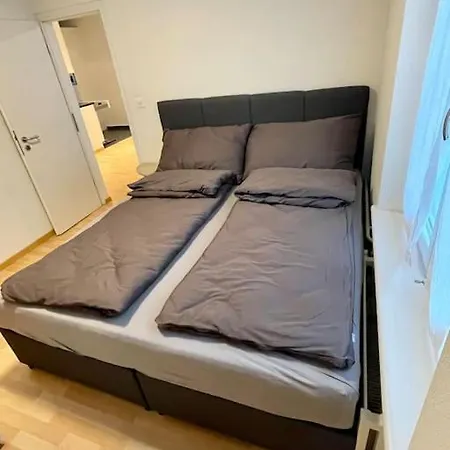 Gemuetliche An Bester Lage Im Kreis 4 Zurich