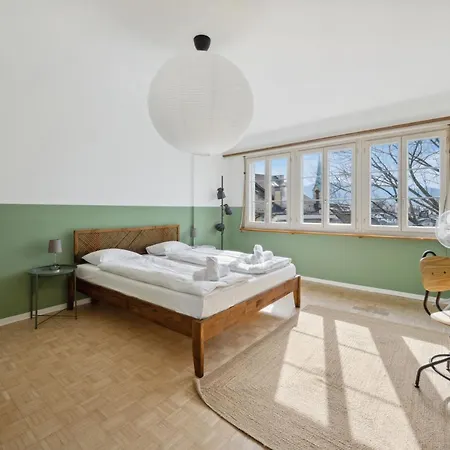Muenstergasse Old Town Apartment Zurich