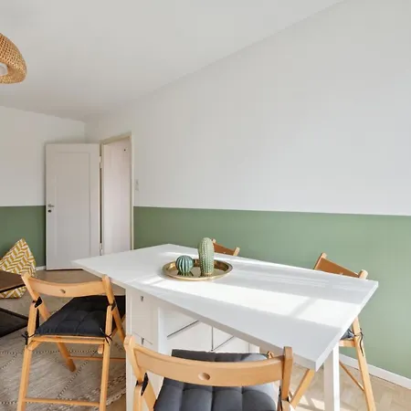 Muenstergasse Old Town Apartment Zurich