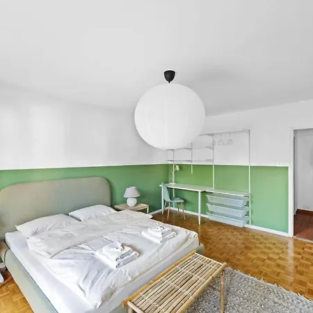 Muenstergasse Old Town Apartment Zurich