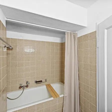Muenstergasse Old Town Apartment Zurich