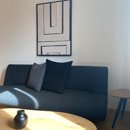 Apartment In West-eichbuehlstr 62-68