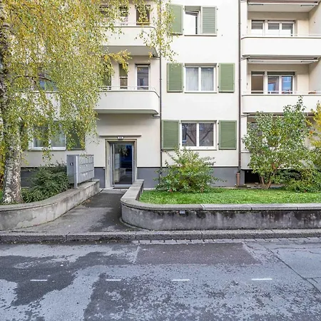 Apartment In West-eichbuehlstr 62-68