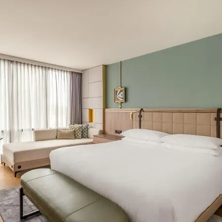 Hotel Marriott 5*
