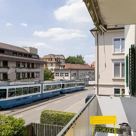 Stayy Bijou Balgrist Premium Near Hospitals - 24h Self Check-in - Parking Apartment *