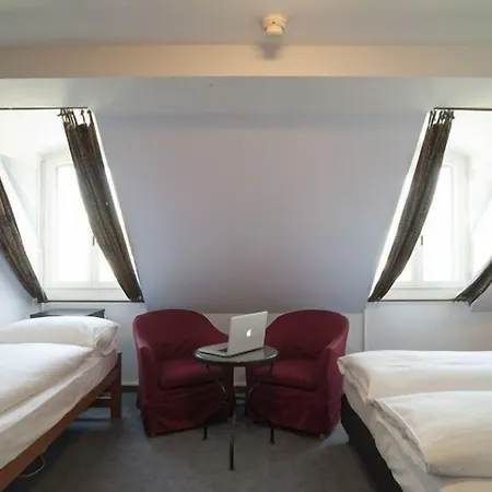 Montana Hotel 3*