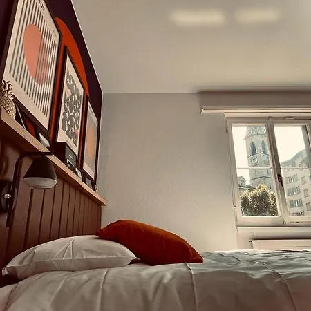Cozy Unit 12 In Center Of Apartment Zurich