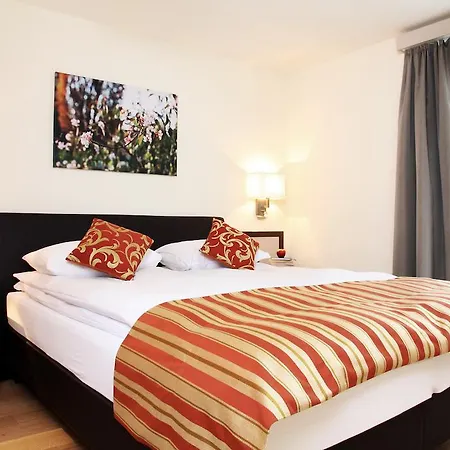 Aparthotel - Kieselgasse 4*