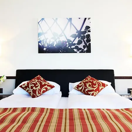 - Kieselgasse 4* Zurich
