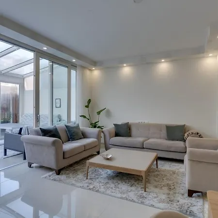 Luxury Penthouse In Center * Zurich