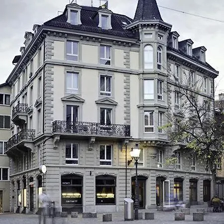 Platzhirsch - Downtown Boutique & Sushi Lounge Hotel