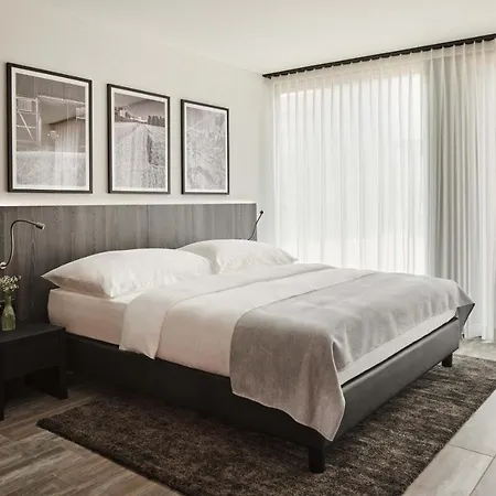 Apartment Three Point Zurich