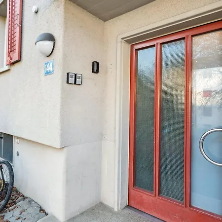 Apartment Altwiesenstrasse 144 Zurich