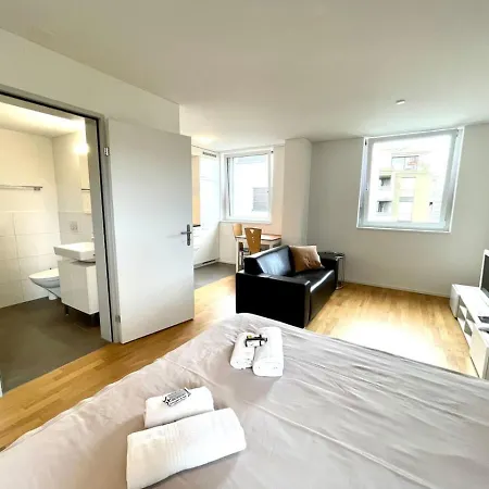 1.0 In * Zurich