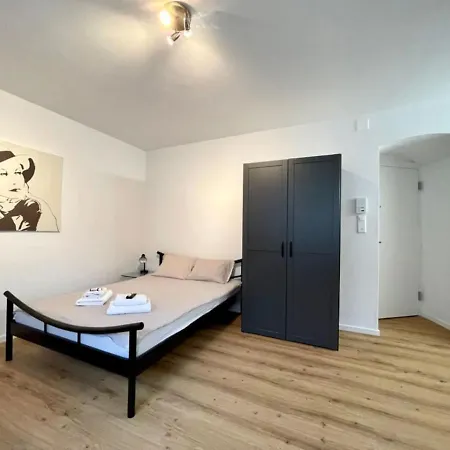Apartment Heart Of Modern Hg14