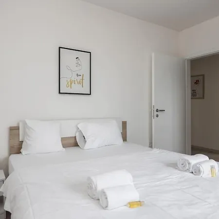 Grand Terrace Elite 4,5br Ba52 *