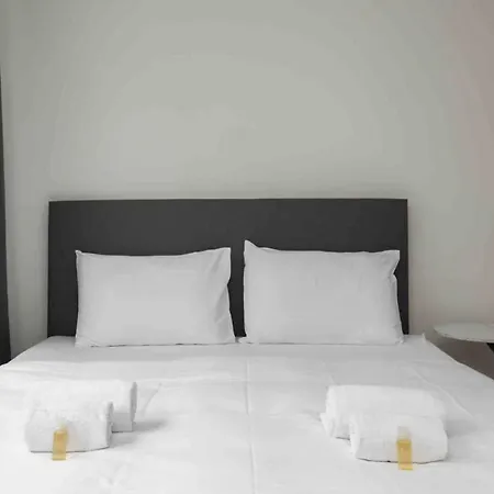 Urban Oasis With Queen Bed And View Be-28 Apartment Zurich