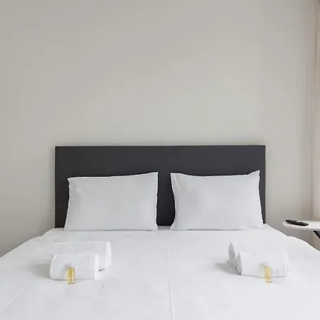 Apartment Urban Oasis With Queen Bed And View Be-34 Zurich