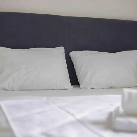 Urban Oasis With Queen Bed And View Be-42 Apartment