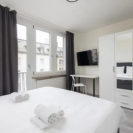 Urban Oasis With Queen Bed And View Be-24 Apartment Zurich