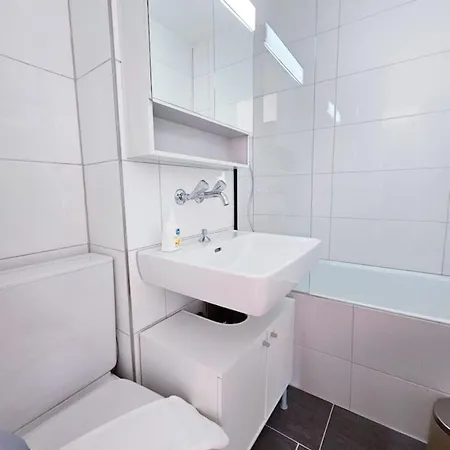 Downtown Deluxe With Queen Bed Be-46 Apartment Zurich