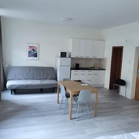 Apartment Hitrental Seefeld - Kreuzstrasse *
