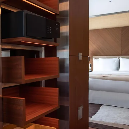 La Reserve Eden Au Hotel 5*