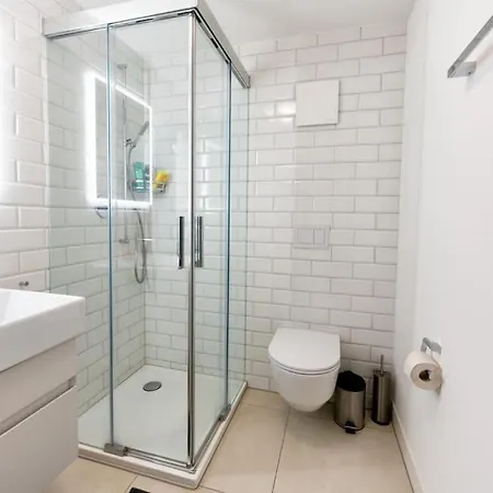 Apartment Ground Floor - Peaceful Living In The Of Zürich