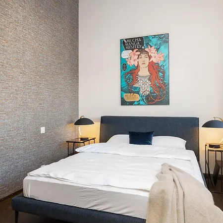 Livingtown Lofts Apartment