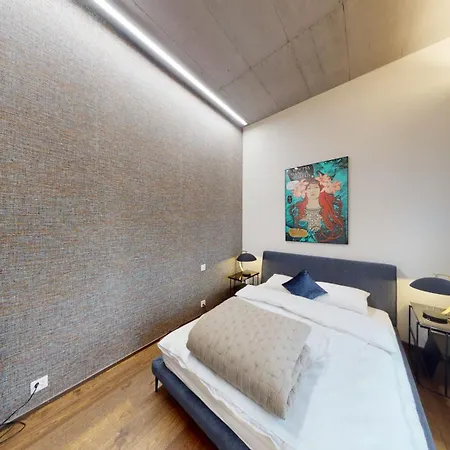 Livingtown Lofts Apartment *