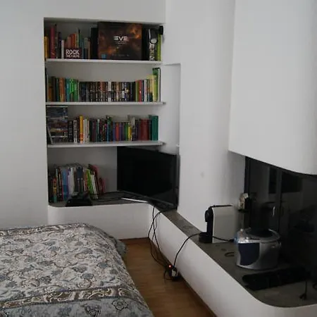 Old Town, All Mod Cons Apartment