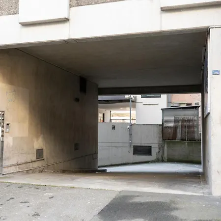 Urban Rooftop Getaway Apartment Zürich