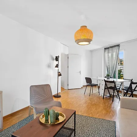 Apartment Spacious Hoting *