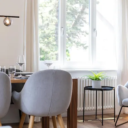 Stayy Bijou Balgrist Premium Near Hospitals - 24h Self Check-in - Parking Apartment *