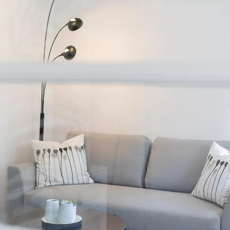 Stayy Bijou Balgrist Premium Near Hospitals - 24h Self Check-in - Parking Apartment *