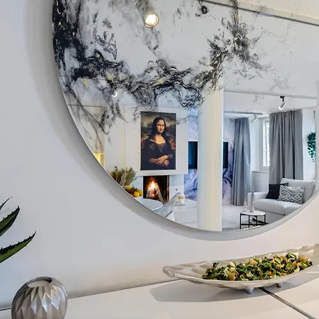 Apartment Boutique Design-suite-apartment At Best Central Location