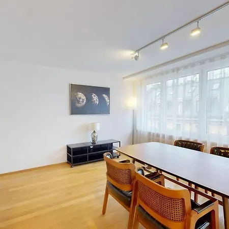 Amazing/sunny 2 Bedroom Flat In The Center Apartment