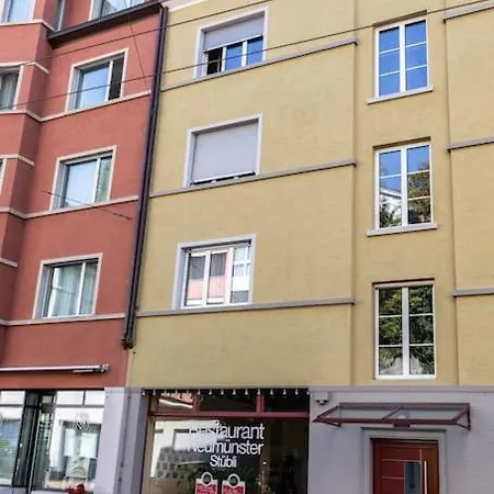 Executive 1 Bedroom Flat, Center Apartment *